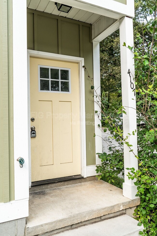 Building Photo - 4107 Mountain Trek Way Rental
