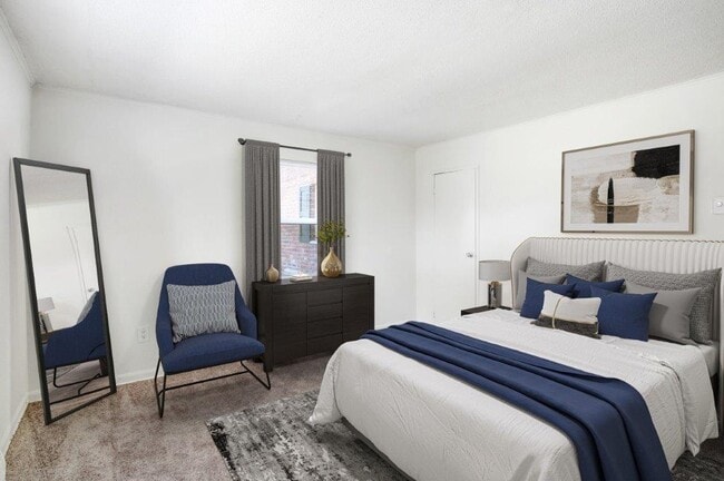 Eatoncrest Apartment Homes