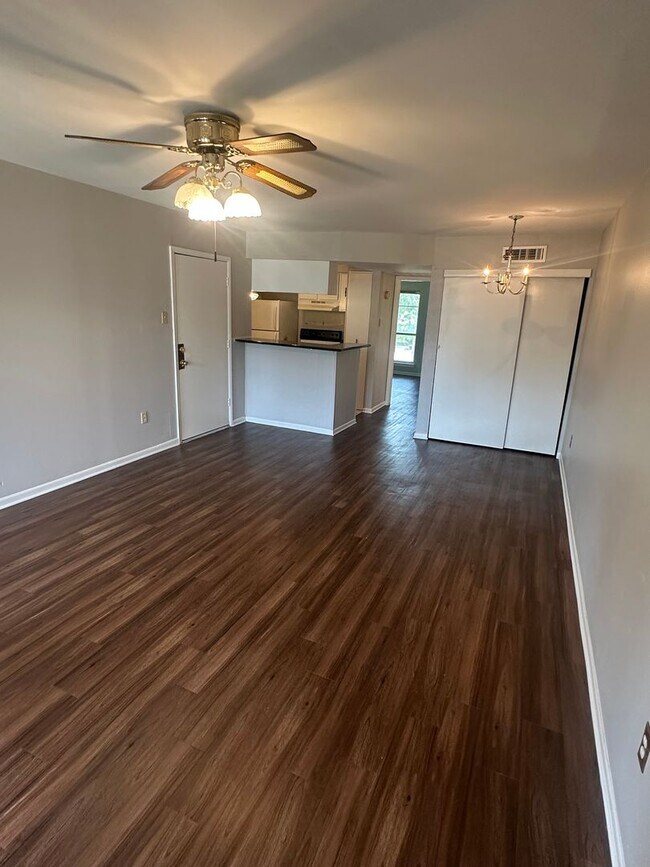 Photo - 1BD/1BA Condo located on the Germantown/Memphis Line! Unit 4