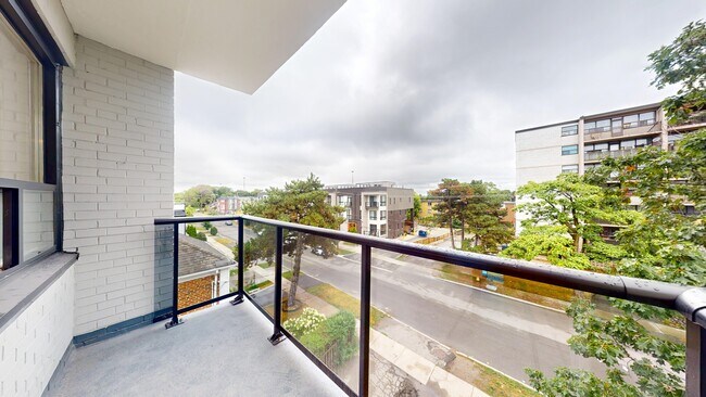 1 Marquette Avenue