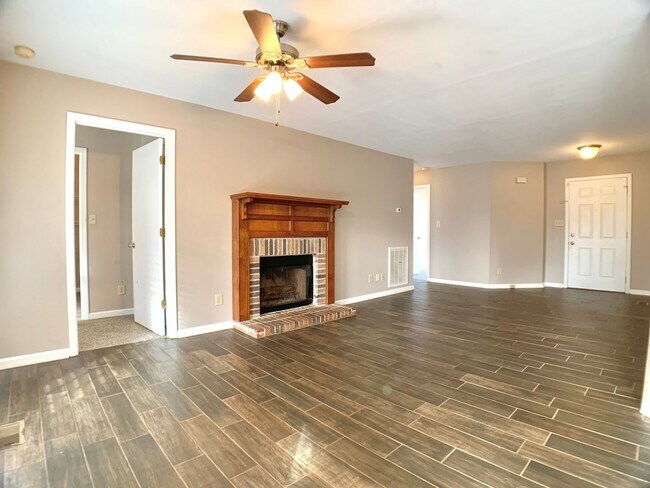 Photo - 3310 Mallard Dr