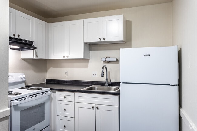 Photo - Oak Park Apartments