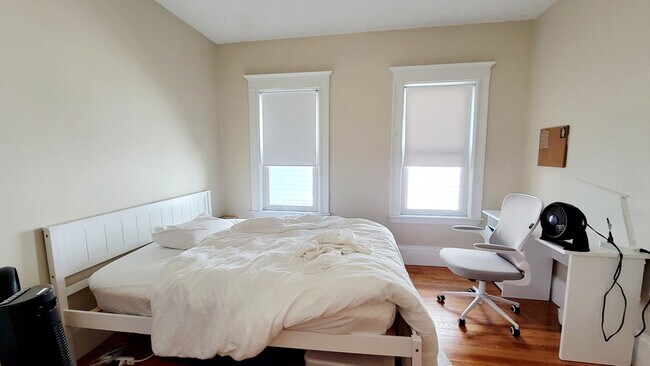Photo - 70 Ossipee Rd Unidad 2