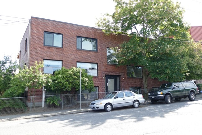 Photo - 171 Boston St Unidad 3