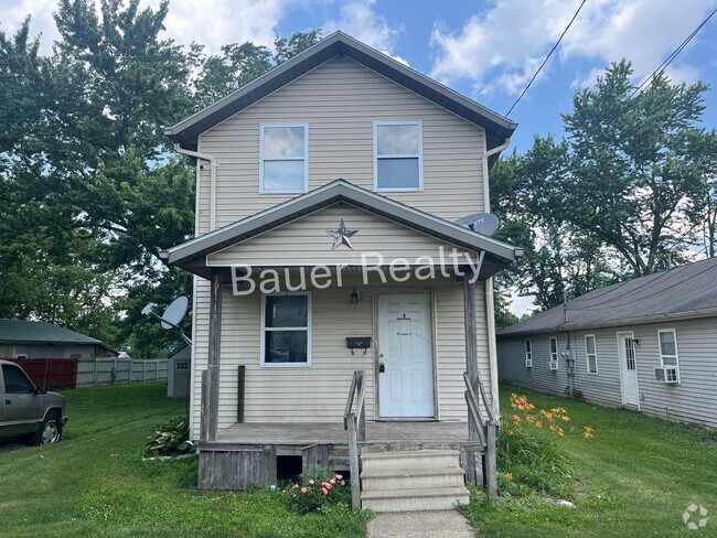 Building Photo - Three Bedroom Home in Willard, OH