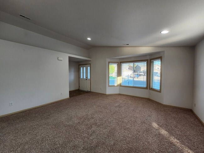 Photo - 5811 Austin Ct