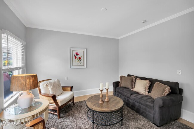 512 Main Ave Unit 4