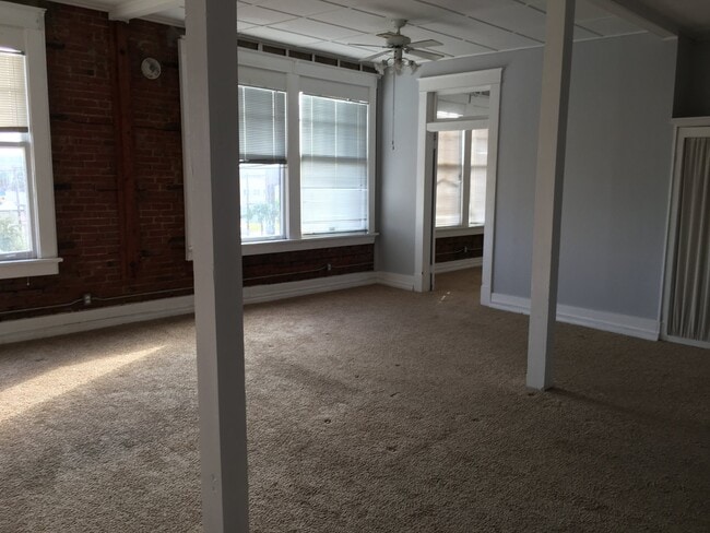 Photo - 524 23rd St Unidad 6