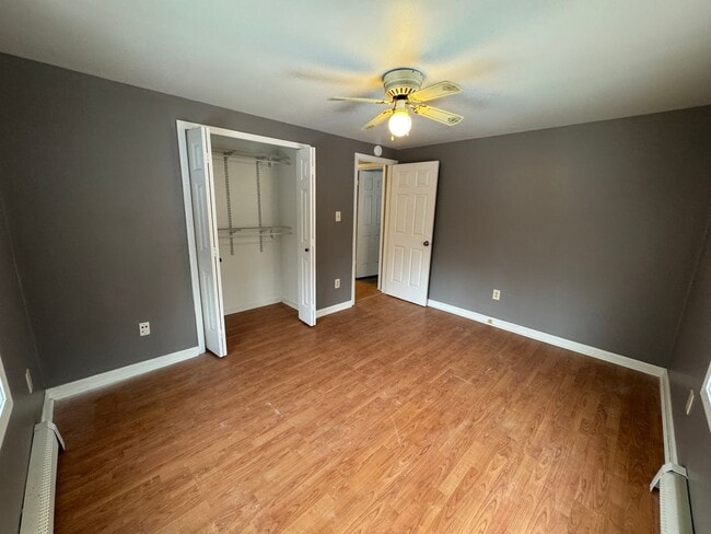 659 Davidson Hill Rd Unit 1