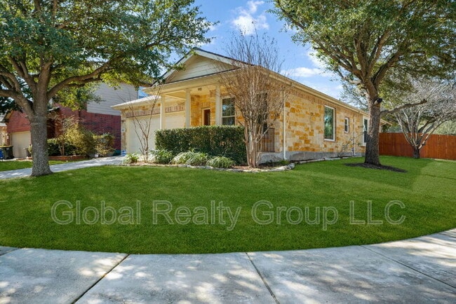 Photo - 549 Celtic Ash Run