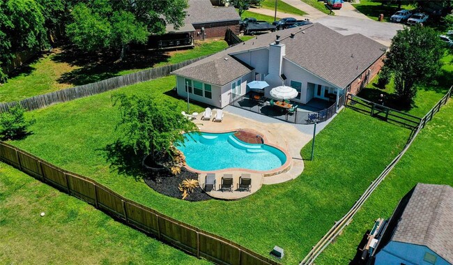 Photo - 13322 Hilltop Cir Rental