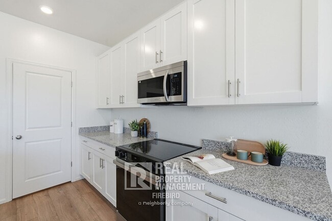 Photo - 17945 W Sand Hls Dr