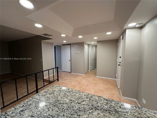 Photo - 3650 Inverrary Dr Unit 3Y-G