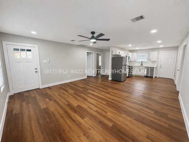 Photo - 1104 Sunset Dr