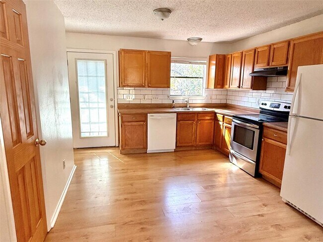 Photo - 15205 Cavalier Canyon Dr