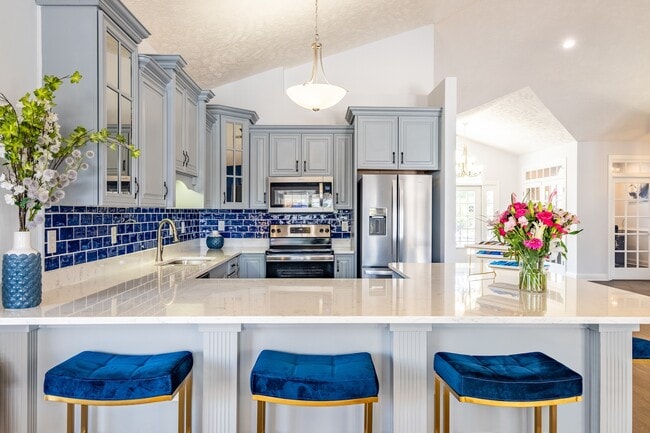 Photo - Jamestown Commons