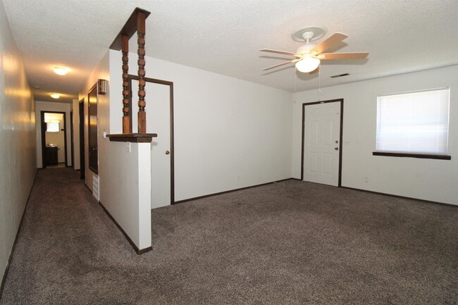 Photo - 1908 Sycamore Pl