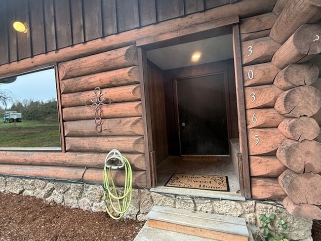 Photo - Country Living 3 Bedroom 2 Bath Newberg OR 97132