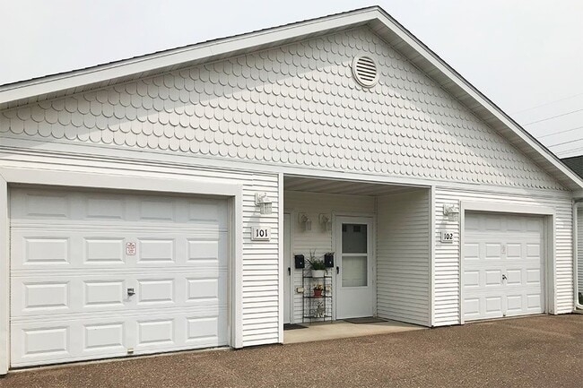 PINE BEND TOWNHOMES