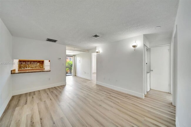 Photo - 777 SW 9th Ave Unit 301