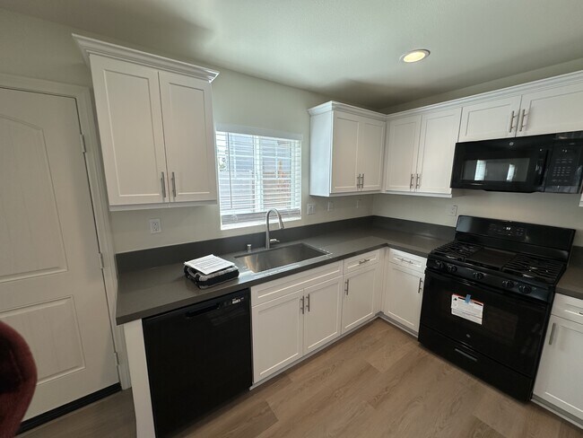 Photo - 2267 Chestnut St Casa