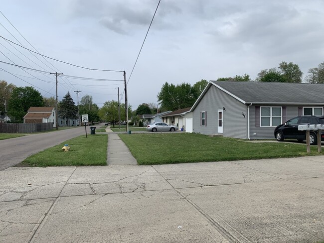 Photo - 219 Railroad St Unit C