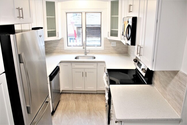 Photo - 762 5th St Unit 1