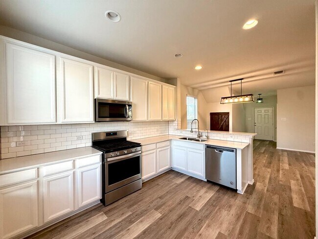 Photo - 249 La Dera Dr