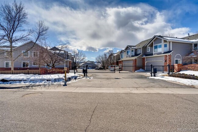 Photo - NICE 3 BDRM, 3 BATH, 2-CAR GARAGE + CLUBHO...