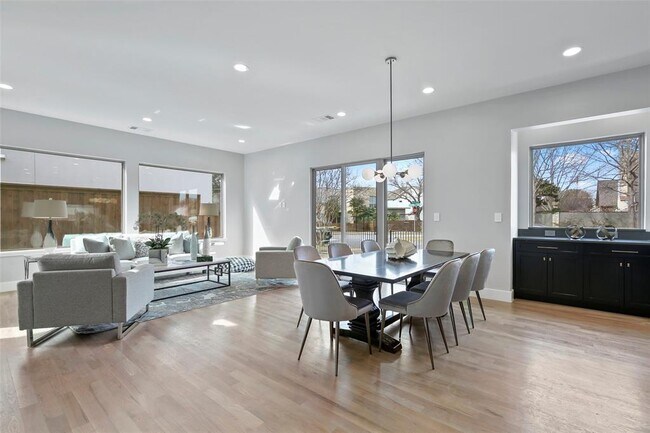 Photo - 3708 W Beverly Dr Unidad 3710