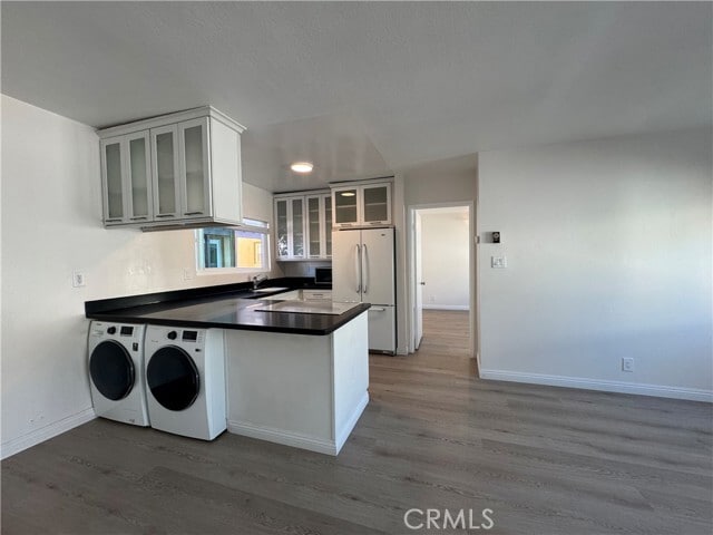 Photo - 470 S Los Robles Ave Unidad 17