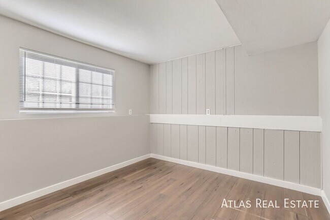 Photo - 3586 S Ouray St