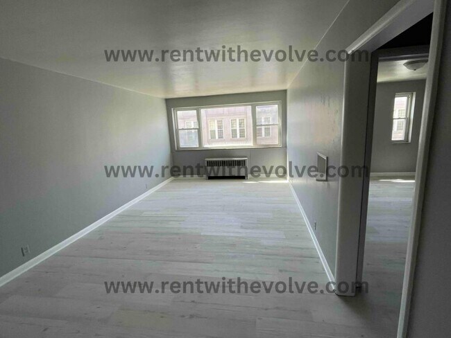 Photo - 202 N Meridian St