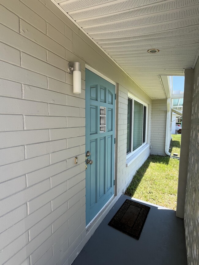 Photo - 371 Granada St