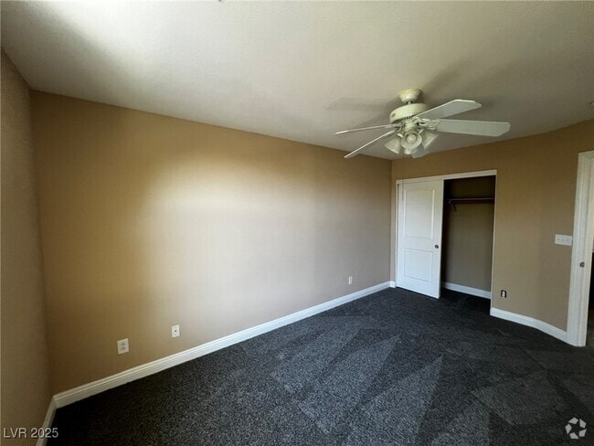 Building Photo - 10230 Headrick Dr Rental