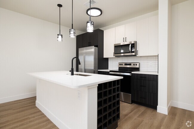 1BR, 1BA - 789SF - Kitchen