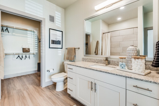 Photo - Birchstone Cedar Ridge