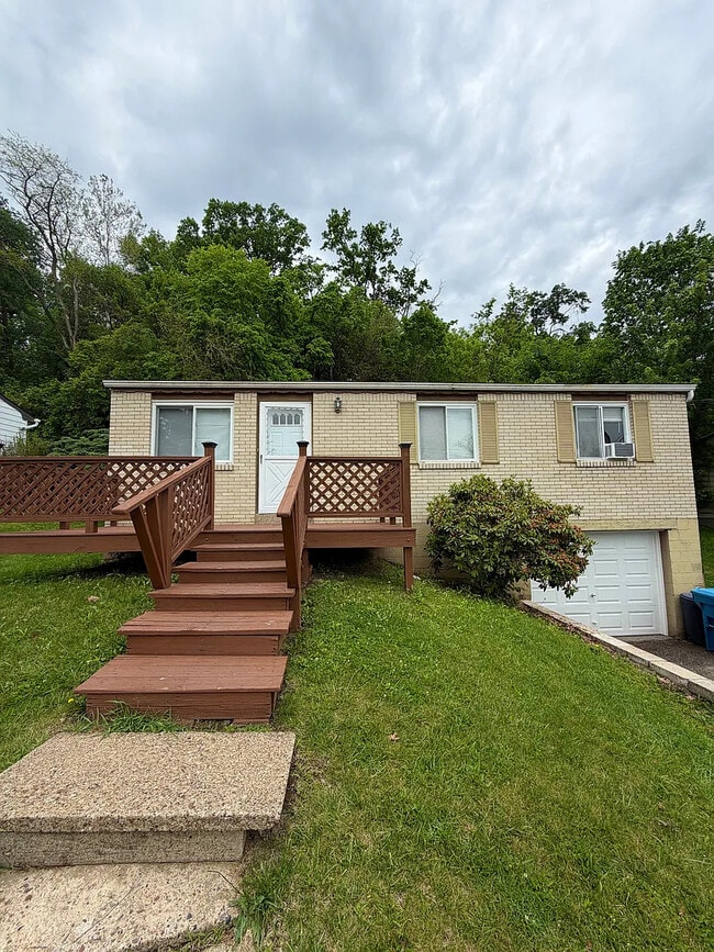 Building Photo - 6583 Sentry Ave