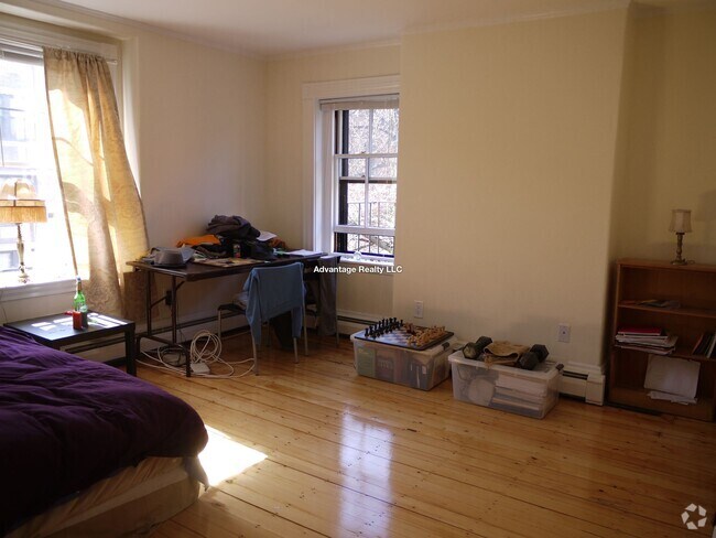 Building Photo - 1238 Massachusetts Ave Unit #5 Rental