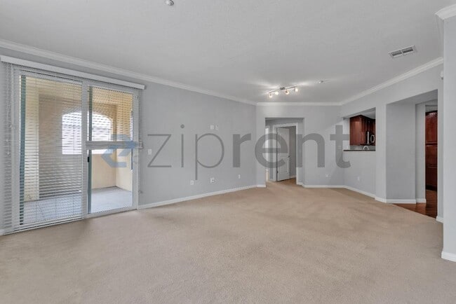 Photo - Unit 5405