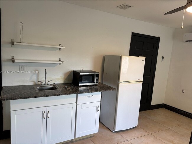 Photo - 7730 SW 127th Dr Unidad 1