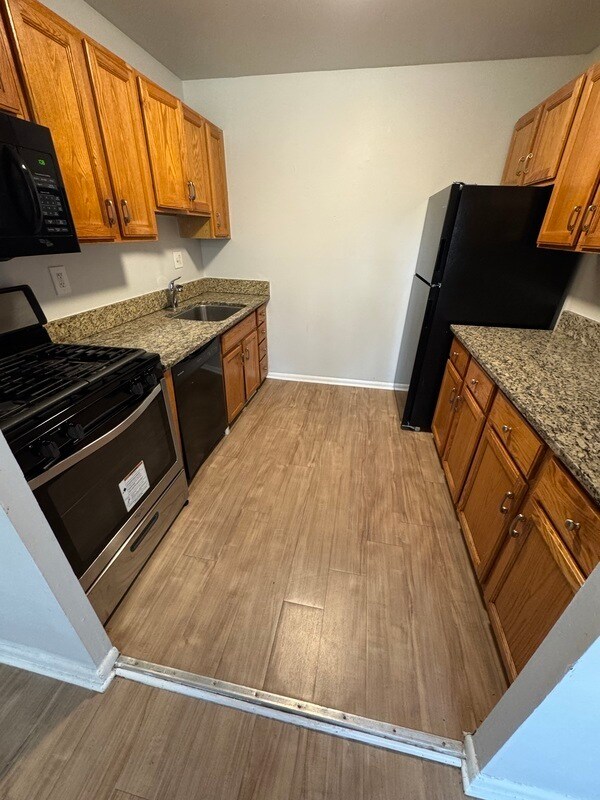 Photo - 5616 Crenshaw Rd Unit 2 bedroom