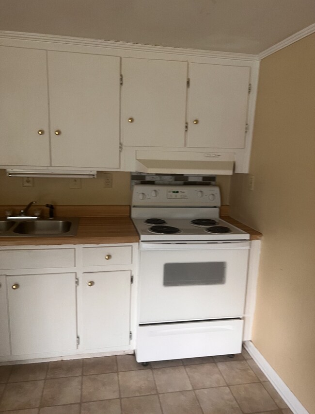 Photo - 3 Bed/1 Bath House UNDER RENOVATIONS