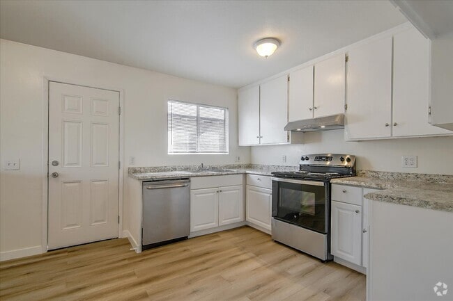 Building Photo - 9223 Langdon Ave Rental