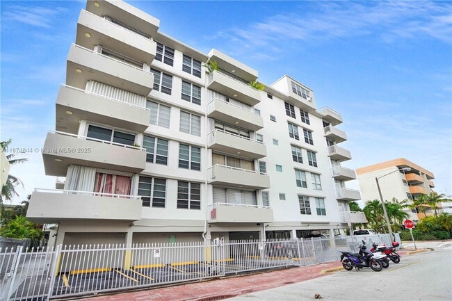 Building Photo - 7735 Abbott Ave Unit 5D Rental