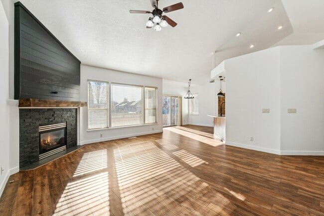 Photo - 1661 W Puzzle Crk Ct