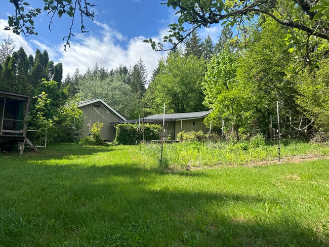 Photo - 1002 Jessup Rd Unit Cozy