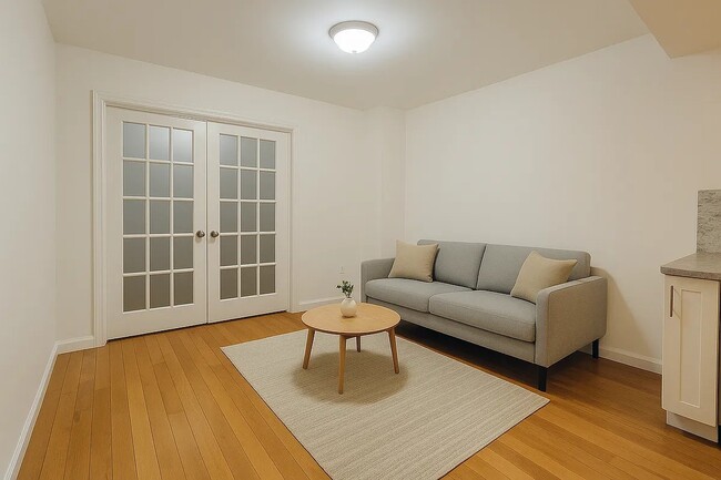 Photo - 5-16 47th Road Unit 3L