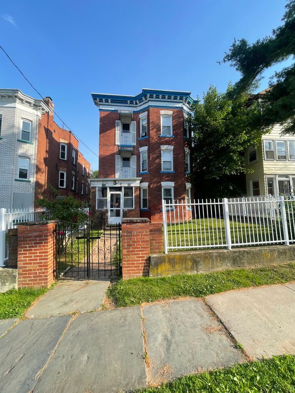 Building Photo - 119 Shultas Pl Rental