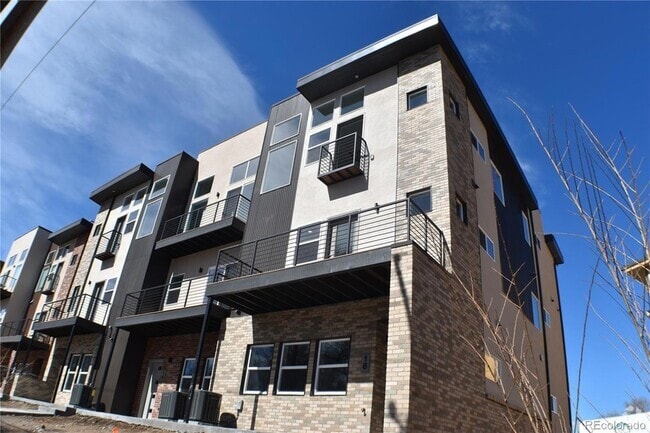 Building Photo - 18 E St Elmo Ave Rental